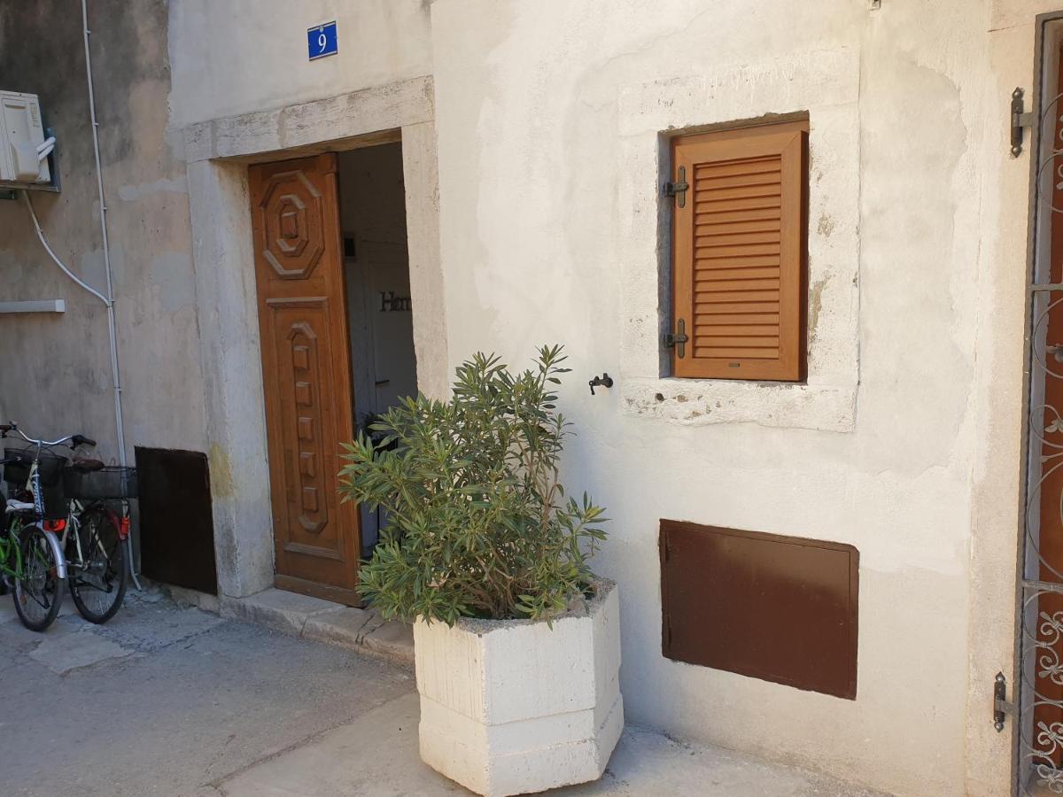 Apartment Old Town Umag Exterior photo